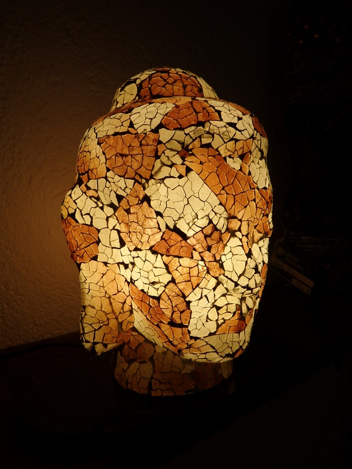 Stolní lampa HLAVA Budhy, ruční práce