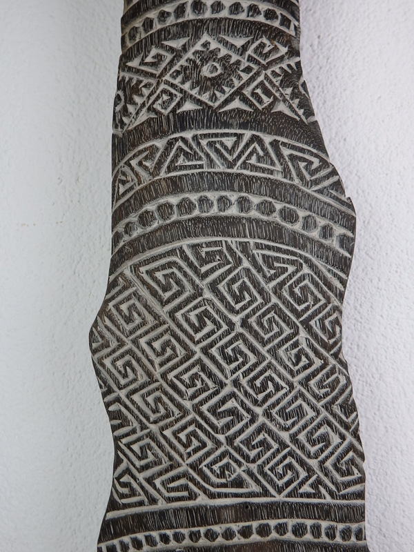 Dekorace/ soška TOTEM TIMOR, tropické dřevo, ruční práce, originál