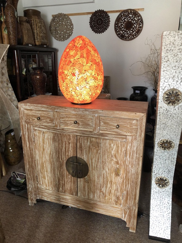 Stolní lampa EGG červená, 50 cm, ruční práce