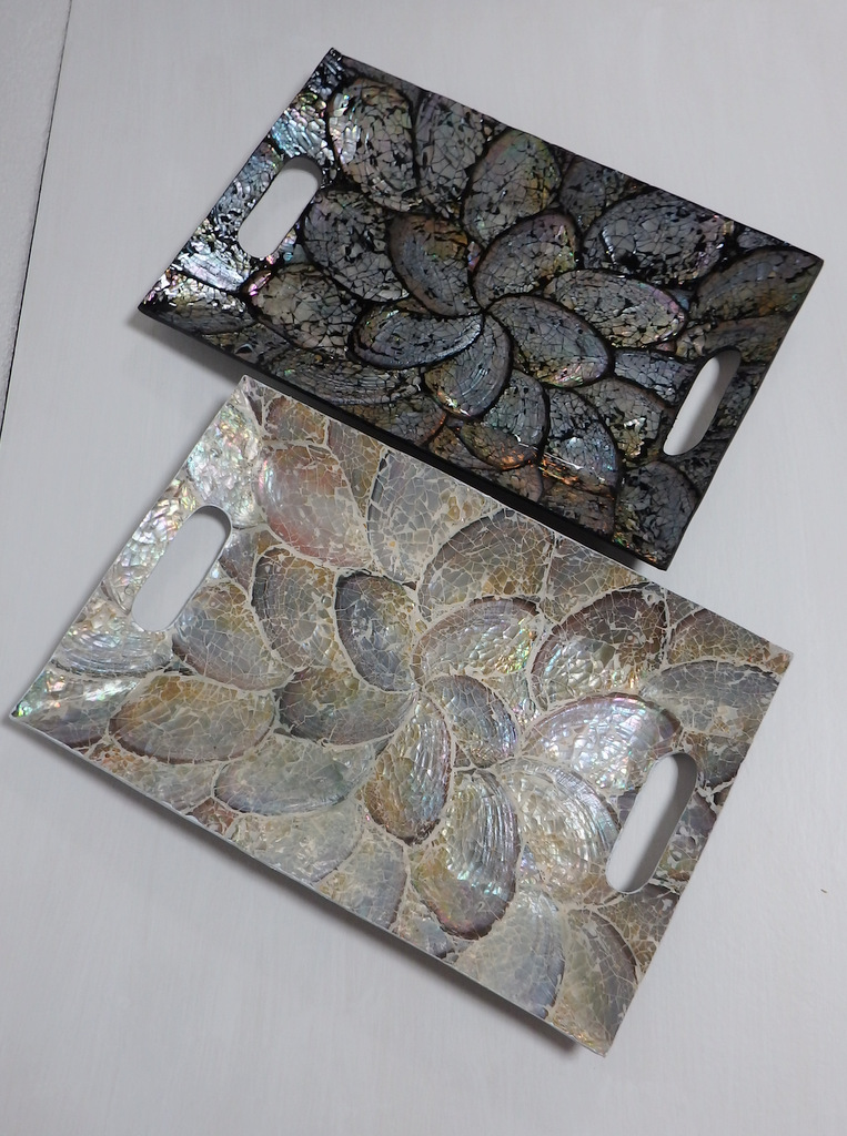 Podnos z pravé perlete - černý