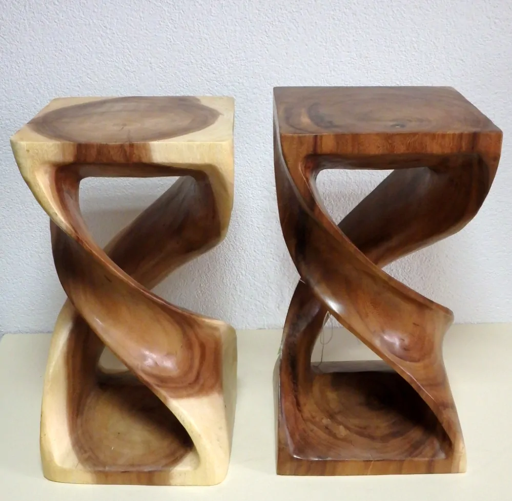 Odkladací stolek točený, výška 50 cm