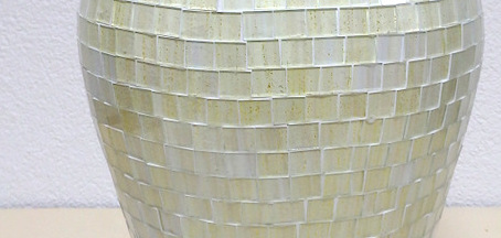 Váza DIVA vanilka,keramika, ruční mozaika