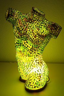 Stolní lampa zelená MEN BODY, torzo muže, ruční práce, Indonézia