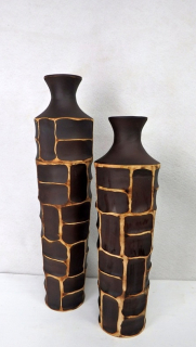 Váza hnědá tmavá MIRIEL, mangové dřevo, ruční práce